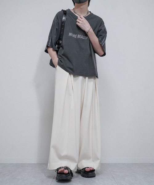 VELNUS(ベルナス)の「【VELNUS】Vintage design sideline short sleeve game T-shirt/ヴィンテージデザイン サイドライン 半袖ゲームTシャツ(Tシャツ/カットソー・メンズ・チャコールグレー/ダークブルー・L/M/S)」の4枚目の写真