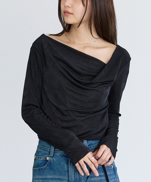 LAVEANGE(ラビアンジェ)の「ドレープネックプルオーバー(Tシャツ/カットソー・レディース・ブラック/イエロー/ブラウン・M/LL/3L/4L/5L)」の18枚目の写真