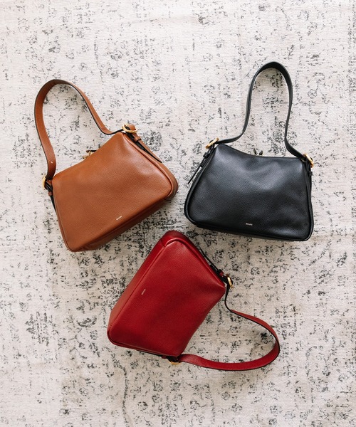 Beau're（ヴュレ）の「BEAURE Design Buckle ショルダー Bag（ショルダーバッグ・レディース・ブラック/ワイン/ブラウン・FREE）」の8枚目の写真