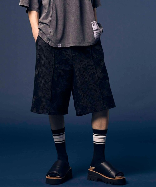 MAISON SPECIAL(メゾンスペシャル)の「《UNISEX》Mesh Flower Embroidery Prime-Wide Shorts/メッシュフラワーエンブロイダリープライムワイドショーツ【MAISON SPECIAL/メゾンスペシャル】(その他パンツ・メンズ・ブラック/アイボリー・1/0)」の2枚目の写真