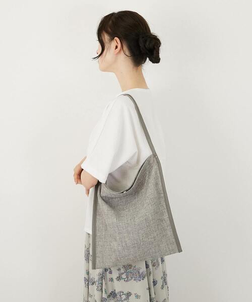 MELROSE claire(メルローズ クレール)の「【軽量で涼し気な素材感のワンショルダーバッグ】(ショルダーバッグ・レディース・グレー/ブラック/ライトカーキ・FREE)」の5枚目の写真