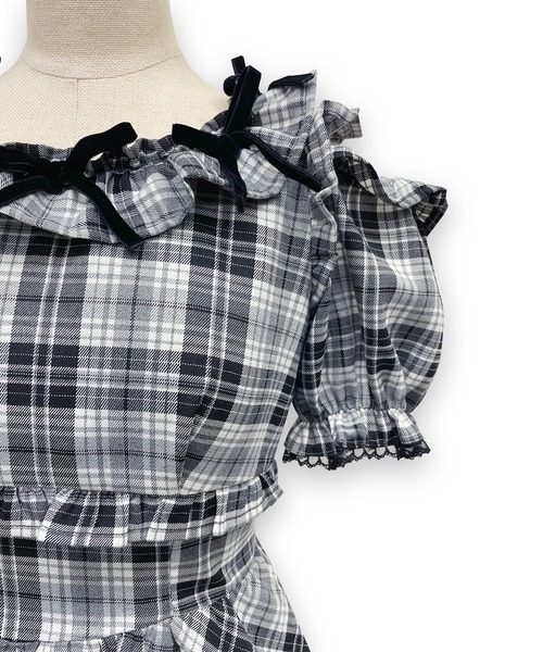 Honey Cinnamon（ハニーシナモン）の「ベロアリボンスクエアネックワンピース（ワンピース・レディース・ブラックミックス/チェック・FREE）」の9枚目の写真