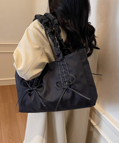 Lace Ladies(レースレディース)の「くしゅ ハンドル リボン付き スクエア トートバッグ(トートバッグ・レディース・グレー/ブラック/ホワイト/ピンク・FREE)」の8枚目の写真