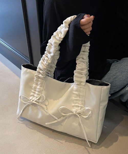 Lace Ladies(レースレディース)の「くしゅ ハンドル リボン付き スクエア トートバッグ(トートバッグ・レディース・グレー/ブラック/ホワイト/ピンク・FREE)」の15枚目の写真