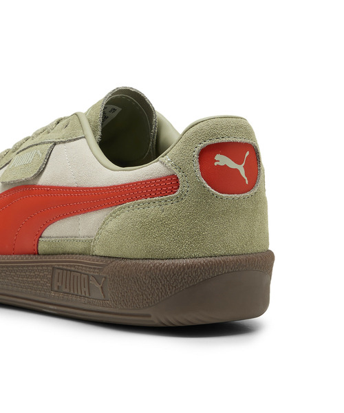 PUMA(プーマ)の「PUMA プーマ ユニセックス パレルモ スニーカー(スニーカー・メンズ・グリーン系その他/ホワイト×ゴールド/ボルドー/グリーン×オレンジ/フューシャピンク/ブロンズ/グレー×ホワイト/ダークオリーブ/ピンク系その他4・28.5cm/29.5cm/22.5cm/22.0cm/23.5cm/23.0cm/30.0cm/27.0cm/26.5cm/28.0cm/27.5cm/26.0cm/24.5cm/24.0cm/25.5cm/25.0cm/29.0cm)」の16枚目の写真