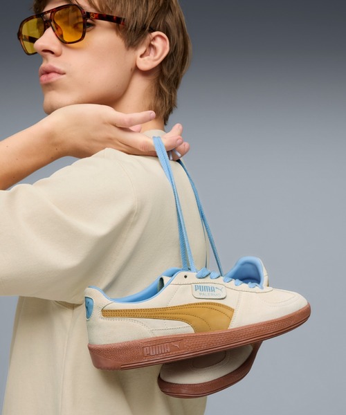 PUMA(プーマ)の「PUMA プーマ ユニセックス パレルモ スニーカー(スニーカー・メンズ・グリーン系その他/ホワイト×ゴールド/ボルドー/グリーン×オレンジ/フューシャピンク/ブロンズ/グレー×ホワイト/ダークオリーブ/ピンク系その他4・28.5cm/29.5cm/22.5cm/22.0cm/23.5cm/23.0cm/30.0cm/27.0cm/26.5cm/28.0cm/27.5cm/26.0cm/24.5cm/24.0cm/25.5cm/25.0cm/29.0cm)」の2枚目の写真
