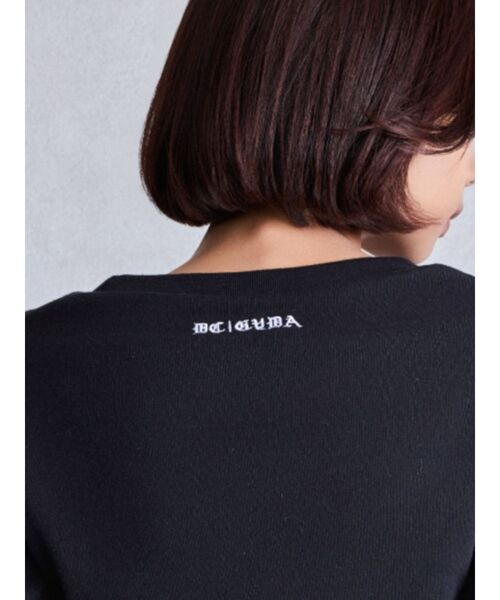 DC（ディーシー）の「GYDA×DC OE LOGOショートロンT（Tシャツ/カットソー・レディース・レッド/オフホワイト/ブラック・FREE）」の5枚目の写真