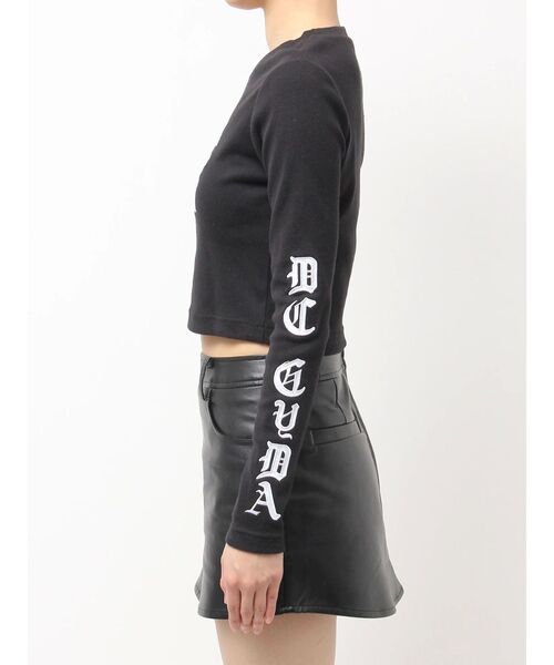 DC（ディーシー）の「GYDA×DC OE LOGOショートロンT（Tシャツ/カットソー・レディース・レッド/オフホワイト/ブラック・FREE）」の19枚目の写真