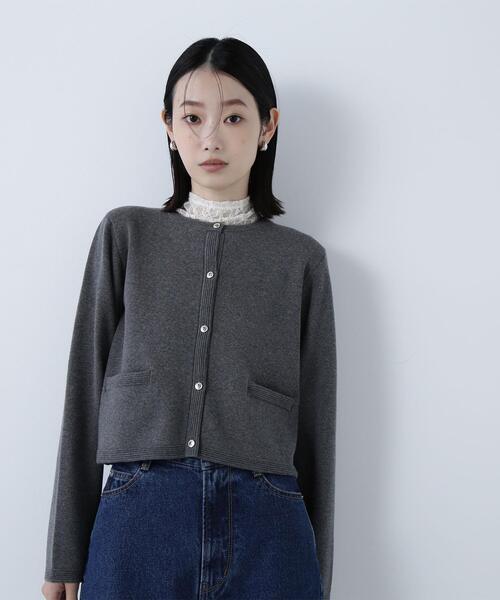 NATURAL BEAUTY BASIC(ナチュラルビューティーベーシック)の「◇シルクブレンドカーディガン(カーディガン/ボレロ・レディース・ダークブルー/オフホワイト/ピンク/グレー系その他/ブラック・FREE)」の4枚目の写真