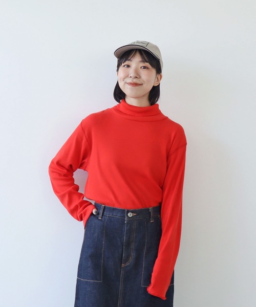 PAR ICI（パーリッシィ）の「ソフトコットンテレコ タートルネックカットソー（Tシャツ/カットソー・レディース・ブラック×ホワイト/レッド/ホワイト/サックスブルー系・FREE）」の4枚目の写真