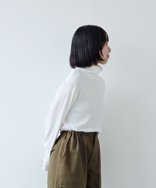 PAR ICI（パーリッシィ）の「ソフトコットンテレコ タートルネックカットソー（Tシャツ/カットソー・レディース・ブラック×ホワイト/レッド/ホワイト/サックスブルー系・FREE）」の20枚目の写真