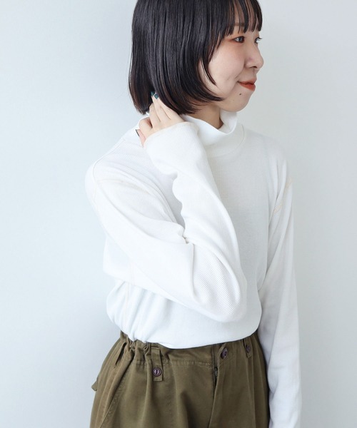 PAR ICI（パーリッシィ）の「ソフトコットンテレコ タートルネックカットソー（Tシャツ/カットソー・レディース・ブラック×ホワイト/レッド/ホワイト/サックスブルー系・FREE）」の22枚目の写真
