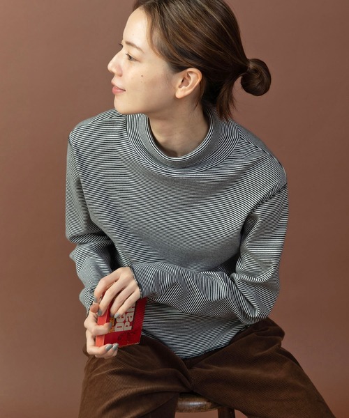 PAR ICI（パーリッシィ）の「ソフトコットンテレコ タートルネックカットソー（Tシャツ/カットソー・レディース・ブラック×ホワイト/レッド/ホワイト/サックスブルー系・FREE）」の5枚目の写真