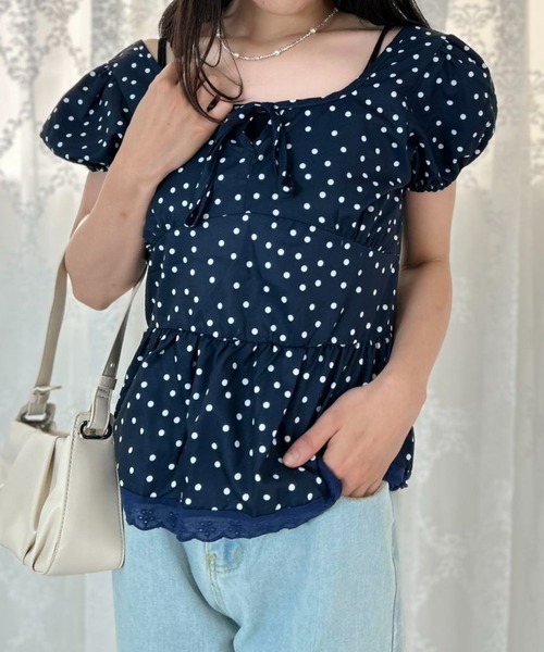 mebole(メボレ)の「Dot Frill Puff Top(Tシャツ/カットソー・レディース・ブルー・FREE)」の4枚目の写真