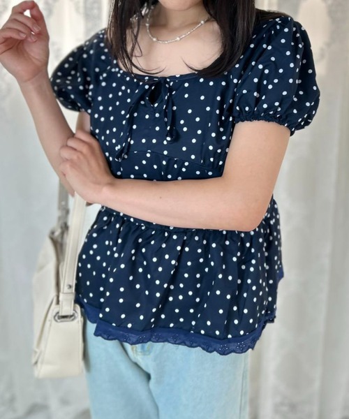 mebole(メボレ)の「Dot Frill Puff Top(Tシャツ/カットソー・レディース・ブルー・FREE)」の7枚目の写真
