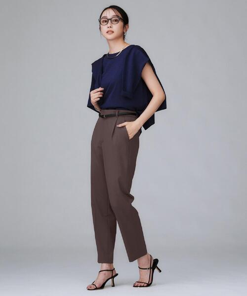 UNTITLED（アンタイトル）の「【はっ水/後ろウエストゴム/洗える】ストレッチテーパードパンツ（その他パンツ・レディース・ベージュ/ダークブラウン/ブラック・50/46/44/42/04/03/02/01/00/48）」の14枚目の写真