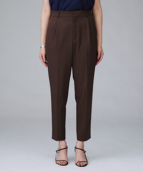 UNTITLED（アンタイトル）の「【はっ水/後ろウエストゴム/洗える】ストレッチテーパードパンツ（その他パンツ・レディース・ベージュ/ダークブラウン/ブラック・50/46/44/42/04/03/02/01/00/48）」の20枚目の写真