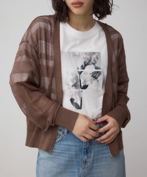 AZUL by moussy(アズールバイマウジー)の「シアージップアップカーディガン(カーディガン/ボレロ・レディース・グレイッシュベージュ/ブラック/ブラウン・FREE)」の1枚目の写真