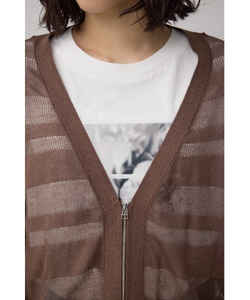 AZUL by moussy(アズールバイマウジー)の「シアージップアップカーディガン(カーディガン/ボレロ・レディース・グレイッシュベージュ/ブラック/ブラウン・FREE)」の20枚目の写真