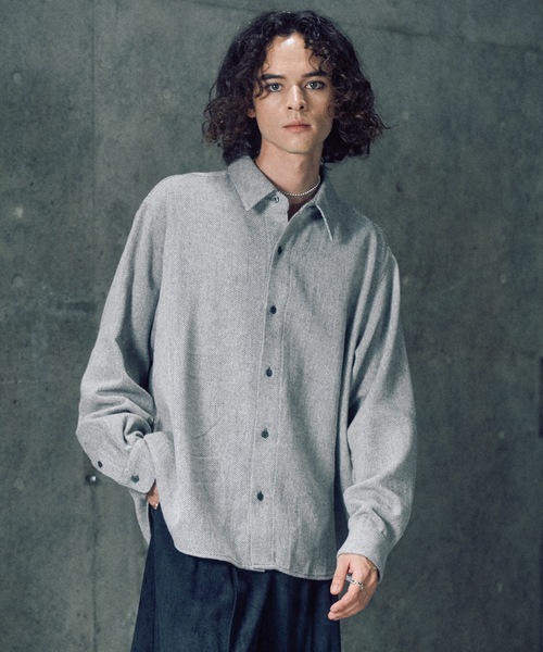 CASPER JOHN（キャスパージョン）の「Various loose shirts -wool mix- / バリアスルーズシャツ -ウールミックス-（シャツ/ブラウス・メンズ・ブラック/ブラウン/ライトグレー/ネイビー/ベージュ・LARGE/MEDIUM/SMALL/X-SMALL）」の2枚目の写真