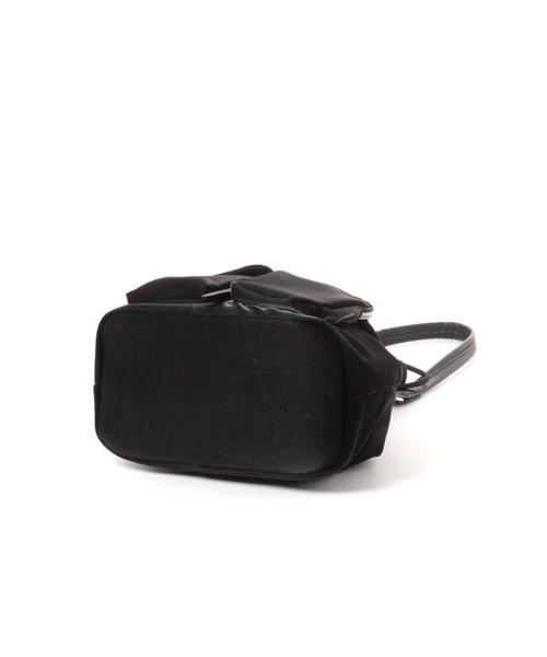 LAKOLE（ラコレ）の「アソート2WAYポケット巾着バッグ / 579025（ショルダーバッグ・レディース・ブラウン/オフホワイト/ブラック・FREE）」の10枚目の写真