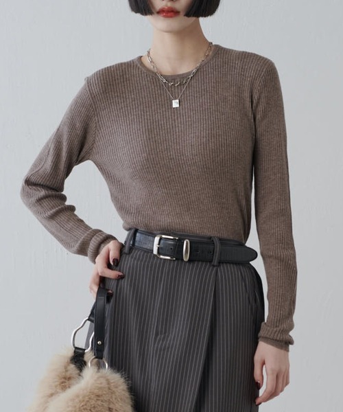 Lui's（ルイス）の「ウール混ベーシックニット（ニット/セーター・レディース・ブラック/グレー/ベージュ/サックスブルー・FREE）」の3枚目の写真