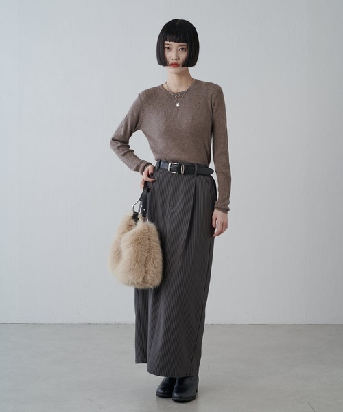 Lui's（ルイス）の「ウール混ベーシックニット（ニット/セーター・レディース・ブラック/グレー/ベージュ/サックスブルー・FREE）」の14枚目の写真