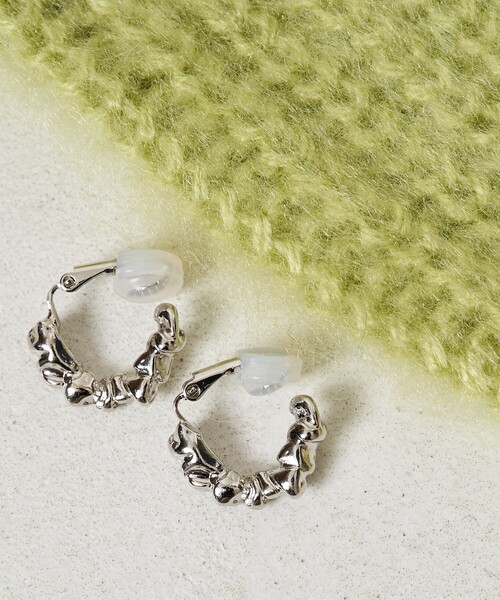 FREAK'S STORE（フリークスストア）の「限定展開　ニュアンス フープ イヤリング ＆ イヤーカフ（イヤリング・レディース・シルバー/ゴールド・ONE SIZE）」の3枚目の写真