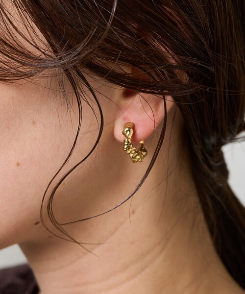 FREAK'S STORE（フリークスストア）の「限定展開　ニュアンス フープ イヤリング ＆ イヤーカフ（イヤリング・レディース・シルバー/ゴールド・ONE SIZE）」の7枚目の写真