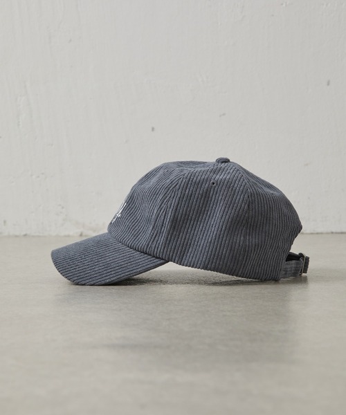 COLONY 2139(コロニートゥーワンスリーナイン)の「コーデュロイ刺繍キャップ(キャップ・レディース・グレー/ネイビー/レッド・FREE)」の14枚目の写真