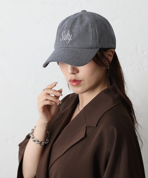 COLONY 2139(コロニートゥーワンスリーナイン)の「コーデュロイ刺繍キャップ(キャップ・レディース・グレー/ネイビー/レッド・FREE)」の15枚目の写真