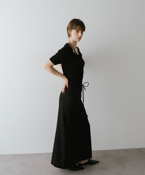 DRWCYS（ドロシーズ）の「フェイクレザーベルト付きタイトスカート（スカート・レディース・ブラック/グレー・SMALL/MEDIUM）」の12枚目の写真