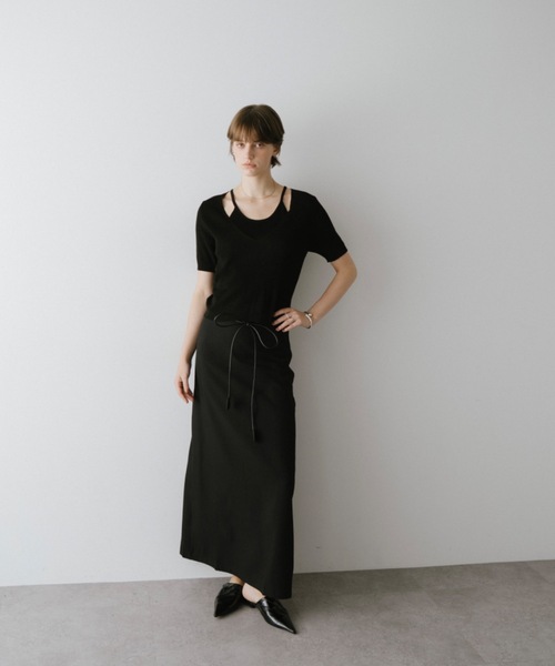 DRWCYS（ドロシーズ）の「フェイクレザーベルト付きタイトスカート（スカート・レディース・ブラック/グレー・SMALL/MEDIUM）」の11枚目の写真