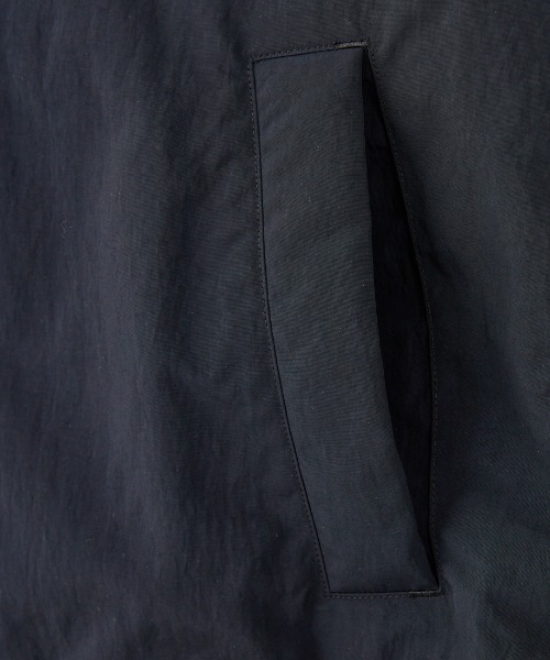 MARMOT（マーモット）の「[Marmot/マーモット] 別注 ワンポイントロゴ 中綿プリマロフト コーチジャケット（その他アウター・レディース・カーキ/ブラック・M/S/XL/L）」の21枚目の写真