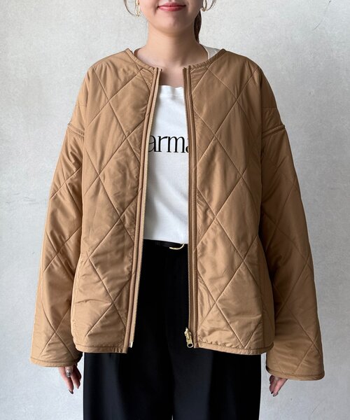 Chez toi（シェトワ）の「ファー×キルティングリバーシブルジャケット（ブルゾン・レディース・グレイッシュベージュ/チャコールグレー/キャメル・FREE）」の4枚目の写真