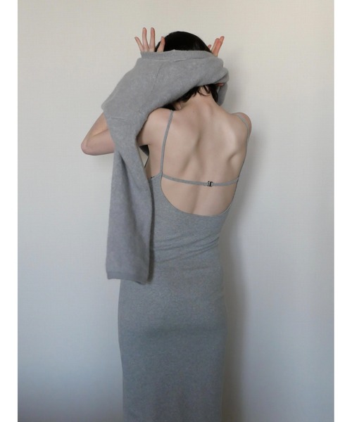 miies miim(ミーエスミーム)の「BACK OPEN RIB CAMI DRESS(ドレス・レディース・Black/グレー・FREE)」の15枚目の写真
