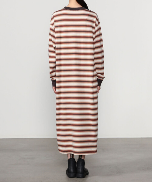 GYMPHLEX（ジムフレックス）の「Gymphlex | オンブレボーダー クルーネックワンピース WOMEN（ワンピース・レディース・ブラウン系その他/グリーン系その他・14）」の12枚目の写真