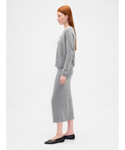 GAP(ギャップ)の「Cashsoftカシミヤタッチ ストレッチミディスカート(スカート・レディース・ブラック/チャコールグレー・L/M/S/XS/XXS)」の3枚目の写真