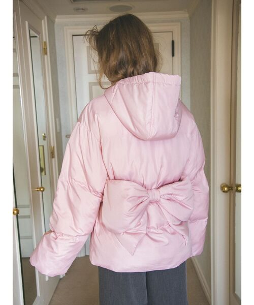 CALNAMUR（カルナムール）の「パフショートバックリボンブルゾン（ブルゾン・レディース・オフホワイト/ブラック/ピンク・FREE）」の3枚目の写真
