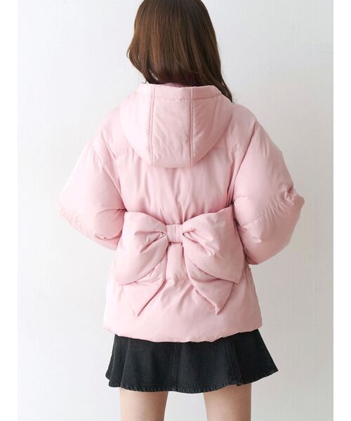 CALNAMUR（カルナムール）の「パフショートバックリボンブルゾン（ブルゾン・レディース・オフホワイト/ブラック/ピンク・FREE）」の13枚目の写真