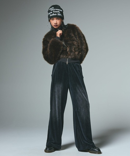 X-girl(エックスガール)の「FADED VELOUR LOOSE FIT PANTS(その他パンツ・レディース・ブラック/ライトブルー/ブラウン・S/M)」の4枚目の写真