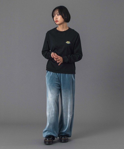 X-girl(エックスガール)の「FADED VELOUR LOOSE FIT PANTS(その他パンツ・レディース・ブラック/ライトブルー/ブラウン・S/M)」の6枚目の写真
