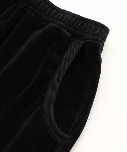 X-girl(エックスガール)の「FADED VELOUR LOOSE FIT PANTS(その他パンツ・レディース・ブラック/ライトブルー/ブラウン・S/M)」の17枚目の写真