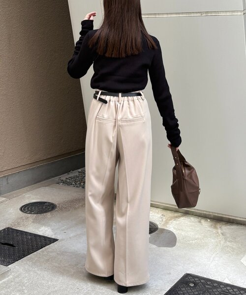 Thevon(ゼボン)の「袖シャーリングロゴ刺繍リブニット(ニット/セーター・レディース・アイボリー/ブラック/レッド・FREE)」の22枚目の写真