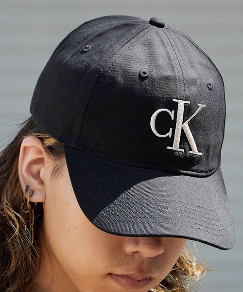 Calvin Klein/カルバンクライン LARGE MONOGRAM EMBROIDERY BASEBALL