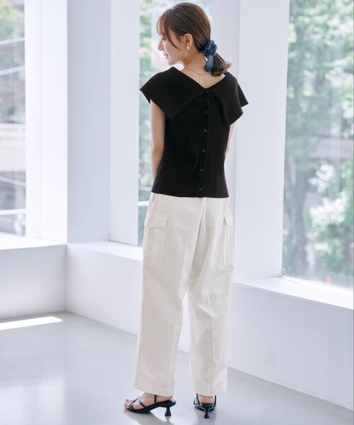 COHINA(コヒナ)の「Vネックデザインカラーリブニット 【低身長・小柄女性】(ニット/セーター・レディース・ブラック/グレー/ブルー・ONE SIZE)」の9枚目の写真