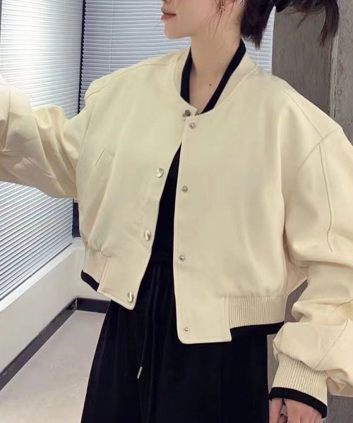 SallyLunn(サリーラン)の「リブ切り替え配色スタジャン(スタジャン・レディース・アイボリー/ブラック・MEDIUM/LARGE)」の2枚目の写真