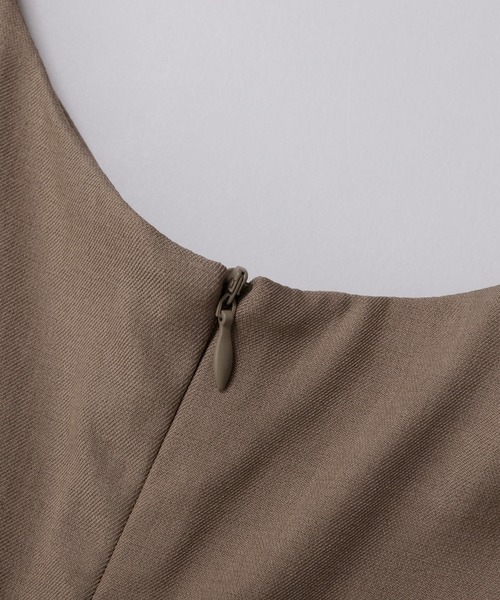 nouvellemoi（ヌーベルモイ）の「フレアキャミワンピース（ワンピース・レディース・ブラック/アイボリー/ベージュ系その他/グレー・L/M/S）」の8枚目の写真