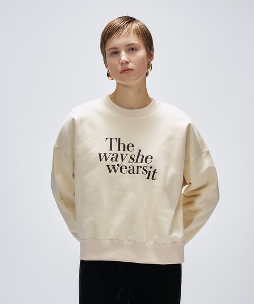 cloenc（クロエンス）の「【マシンウォッシュ】刺繍ロゴスウェット（スウェット・レディース・ホワイト系3/グレー系/ネイビー系・02）」の5枚目の写真