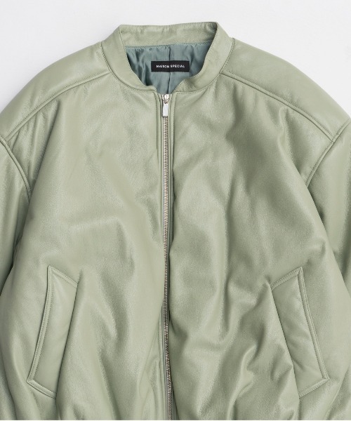 MAISON SPECIAL（メゾンスペシャル）の「Leather Puffer Jacket With Muffler / マフラーセットレザーパッファーブルゾン（ブルゾン・レディース・ブラック/ボルドー/ミント・FREE）」の21枚目の写真